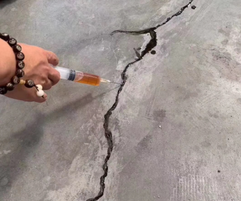 云溪混凝土裂缝修补技术详解​